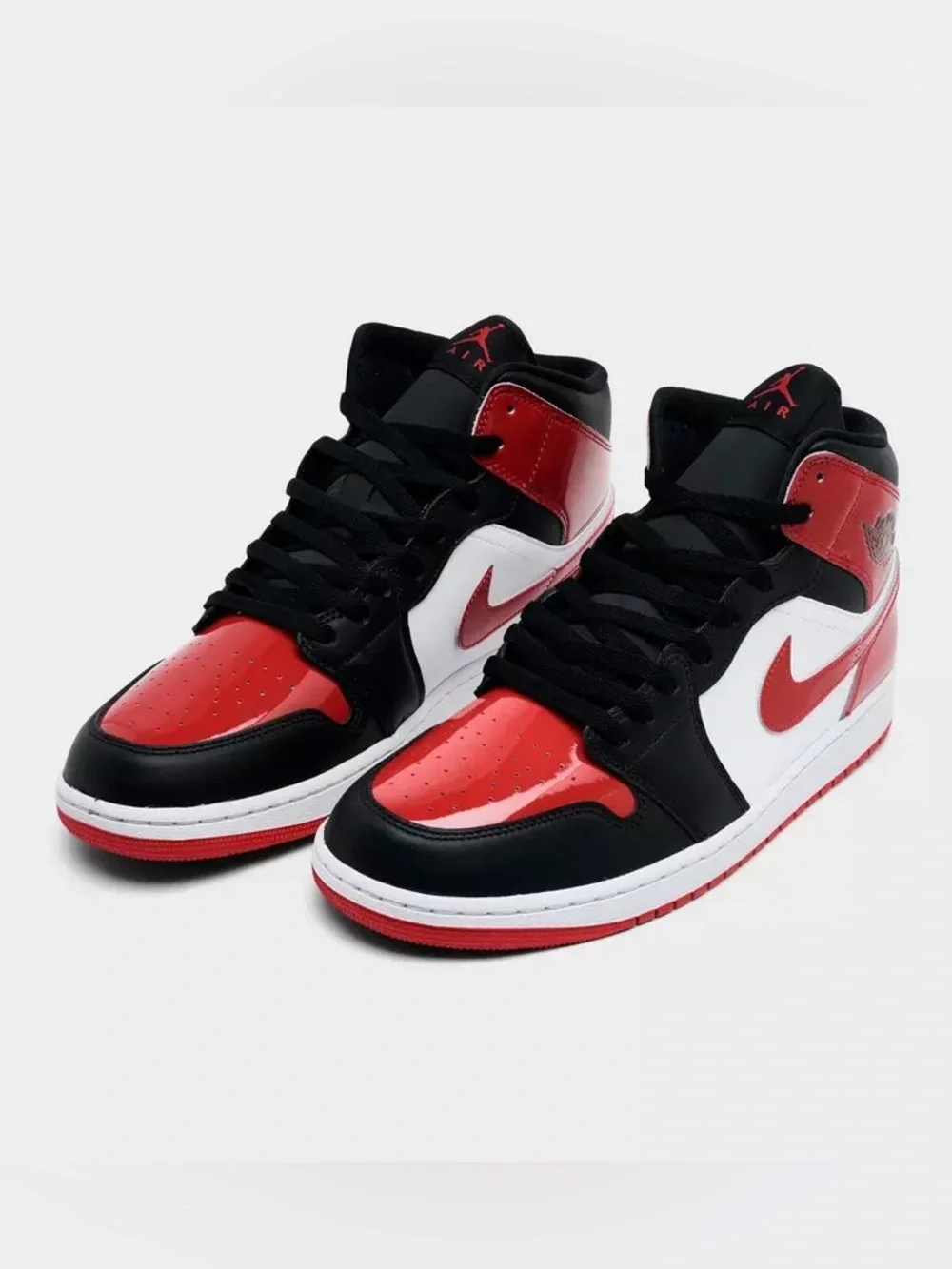 Nike Air Jordan 1 BRED